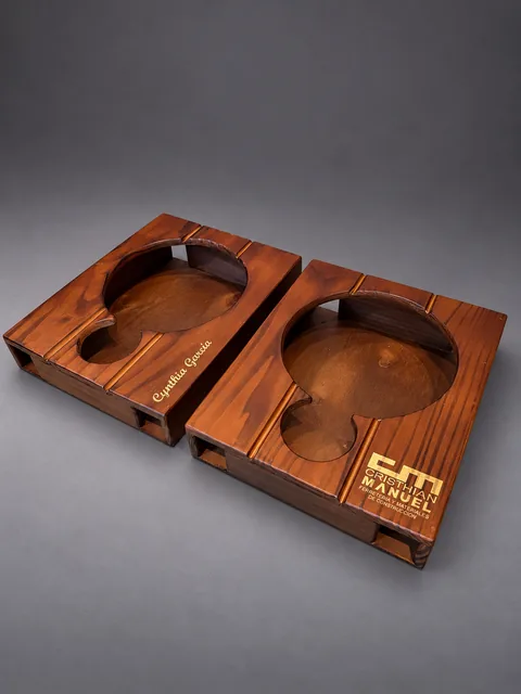 Porta Termo Multiuso de madera, hecho por DPINOS en Caaguazú